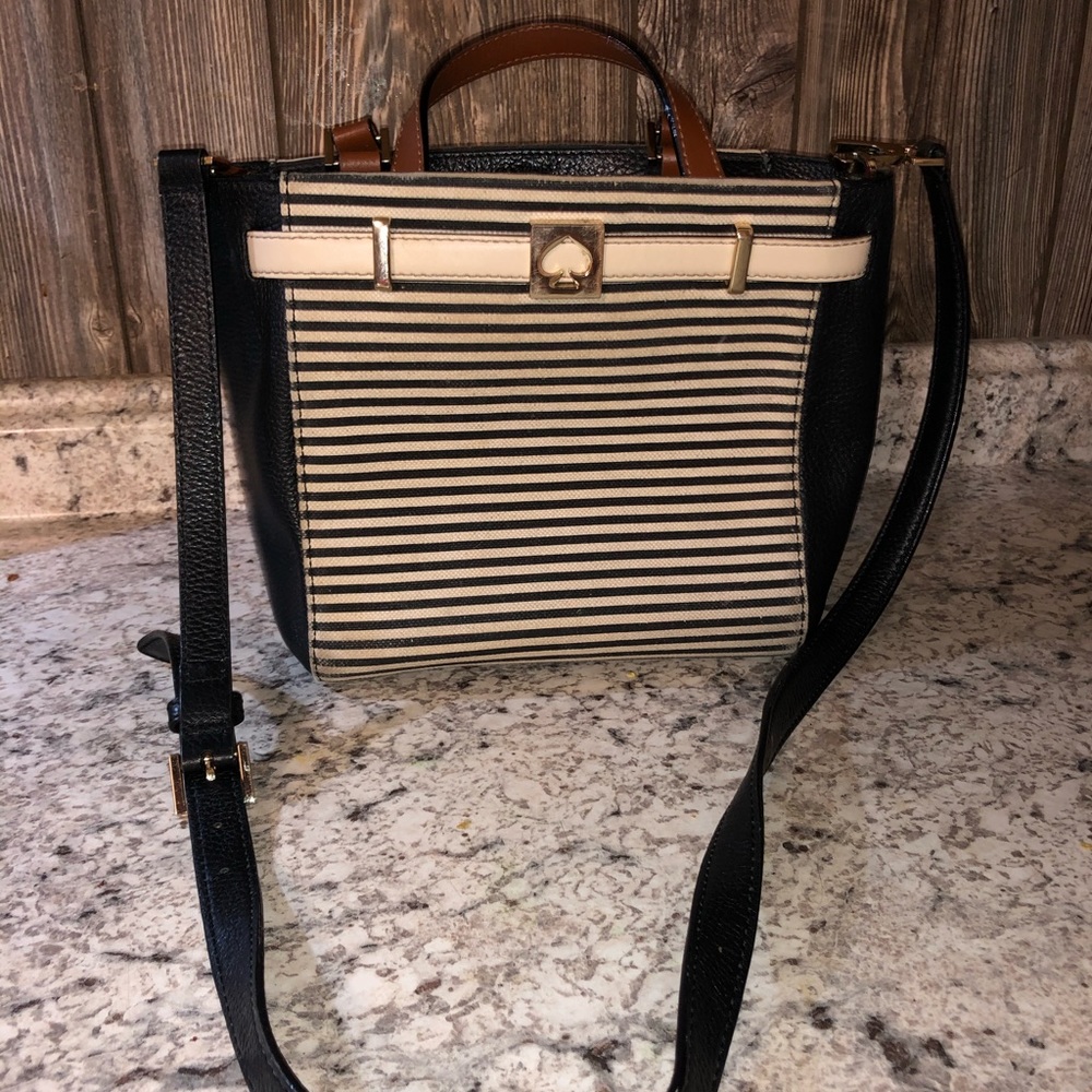 ♠️ KATE SPADE CROSS BODY ♠️